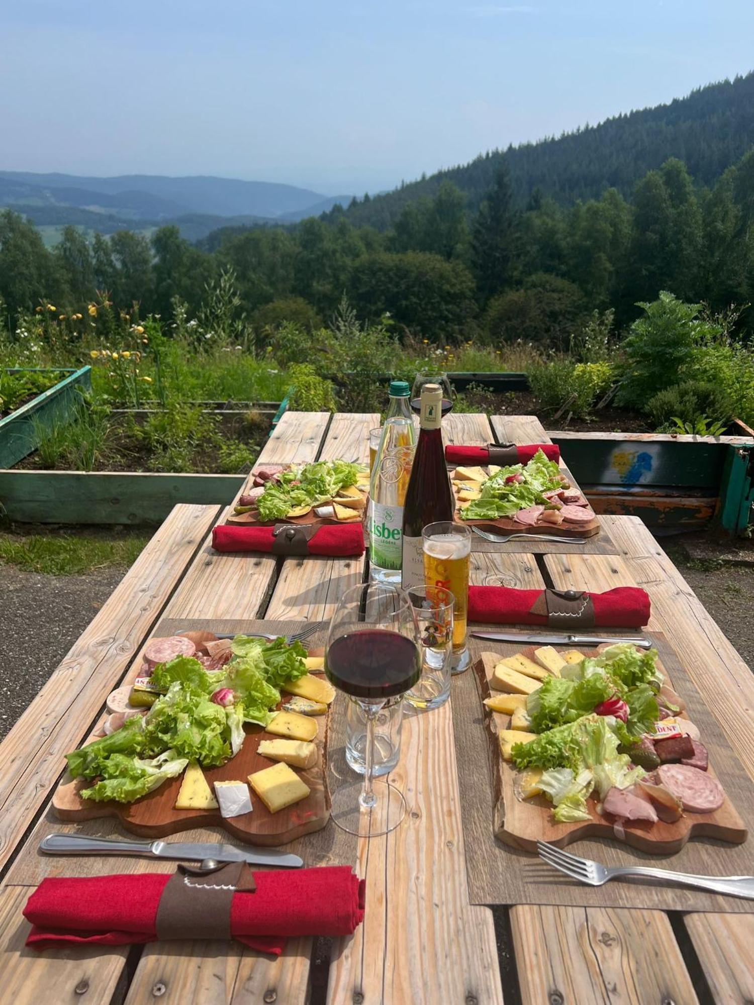 Auberge De L'Etang Du Devin Lapoutroie Eksteriør bilde